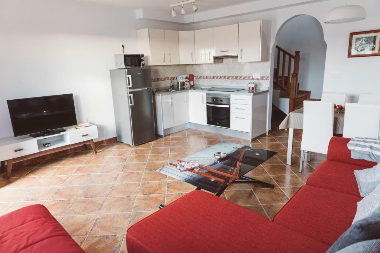 Apartamento Cuesta Del Salado กาเลตา เด เซโบ ภายนอก รูปภาพ